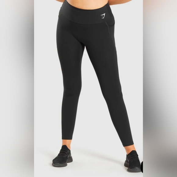 Gymshark Pants - Training Mesh Pocket Leggings- Size Large-GUC🖤